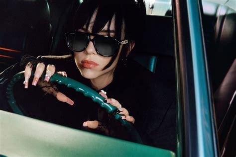 billie eilish gucci sunglasses.